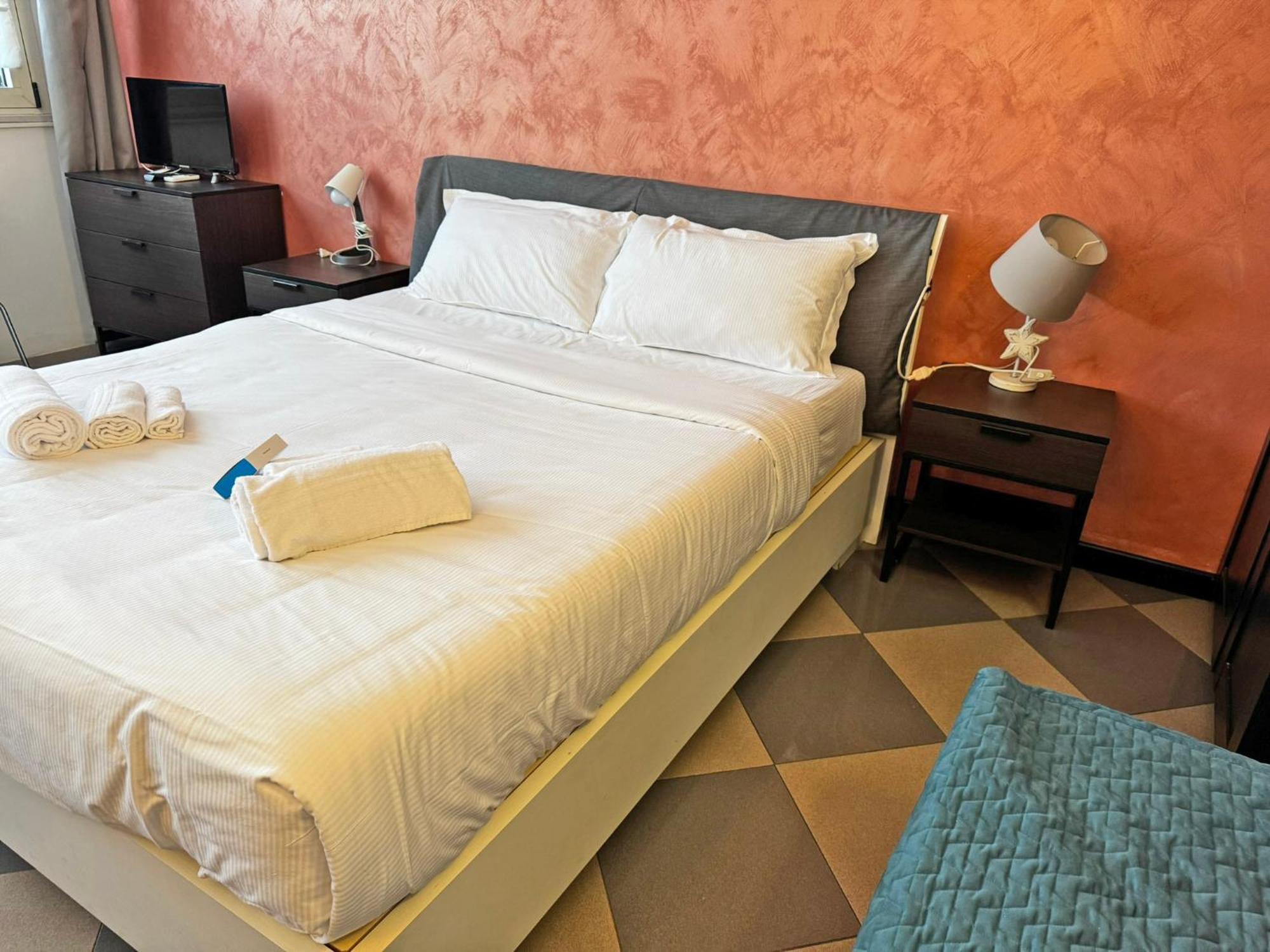 Apartment Aurora Como